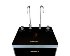 Máy lọc nước nóng lạnh Sanaky SNK-E2HK006