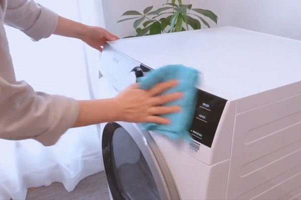 vệ sinh máy sấy quần áo LG