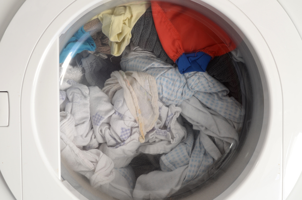 Máy sấy quần áo bị rung lắc mạnh
